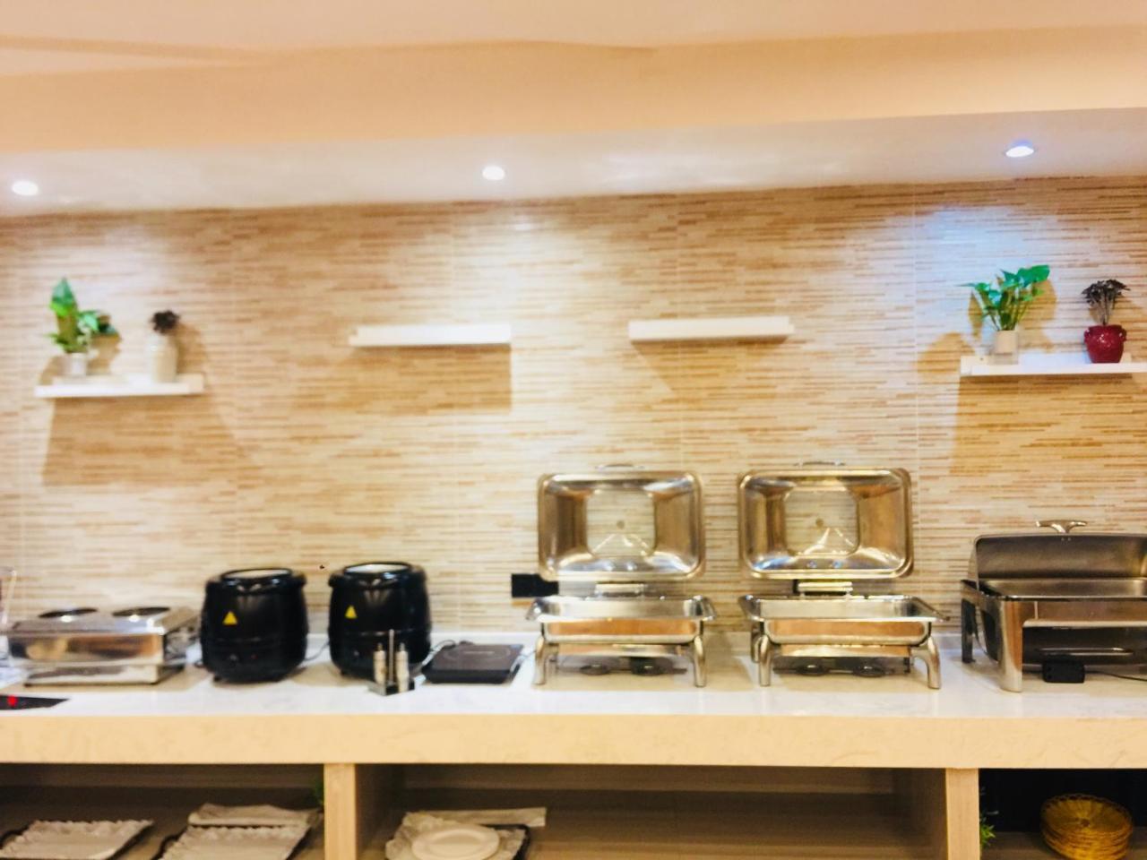 Jinjiang Metropolo Hotel Nanjing Jiangjun Dadao Hehai University Branch Экстерьер фото
